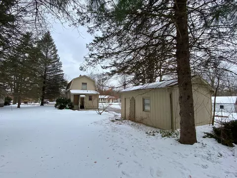 5676 Shaw St, Haslett, MI 48840 photo 23