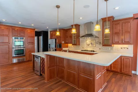 15067 Seniors Ct, Bath, MI 48808 photo 10