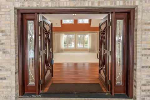 15067 Seniors Ct, Bath, MI 48808 photo 4