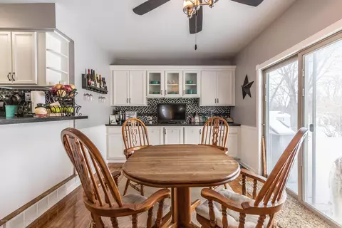 5936 Beuna Pkwy, Haslett, MI 48840 photo 11