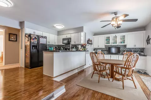 5936 Beuna Pkwy, Haslett, MI 48840 photo 12
