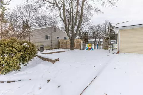 5936 Beuna Pkwy, Haslett, MI 48840 photo 30