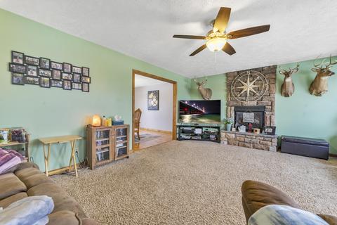 2471 E Braden Rd, Perry, MI 48872 photo 4