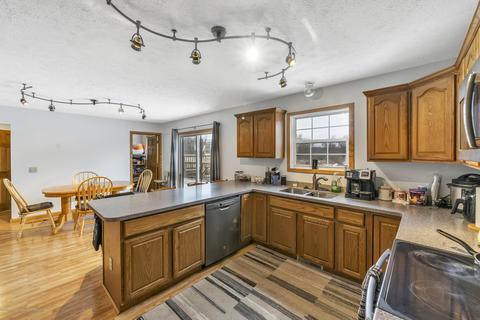 2471 E Braden Rd, Perry, MI 48872 photo 12
