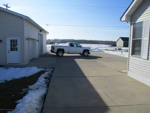11617 W 2nd, Fowler, MI 48835 photo 10