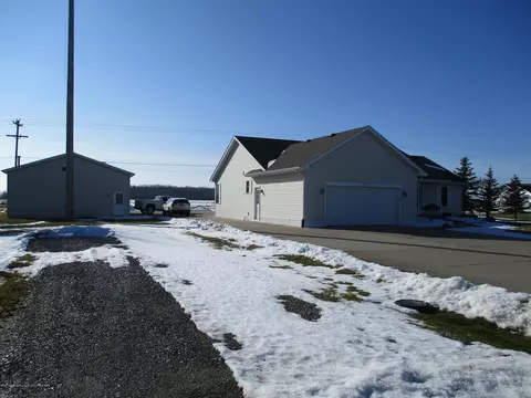 11617 W 2nd, Fowler, MI 48835 photo 4