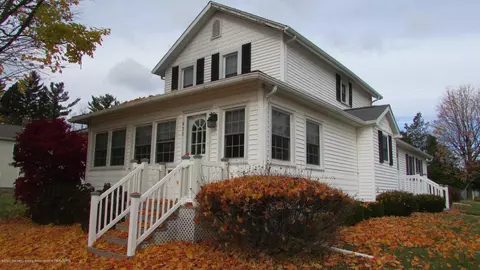 435 Elm St, Mason, MI 48854 photo 1