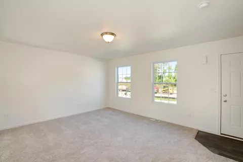 236 Noleigh Ln, Dewitt, MI 48820 photo 3