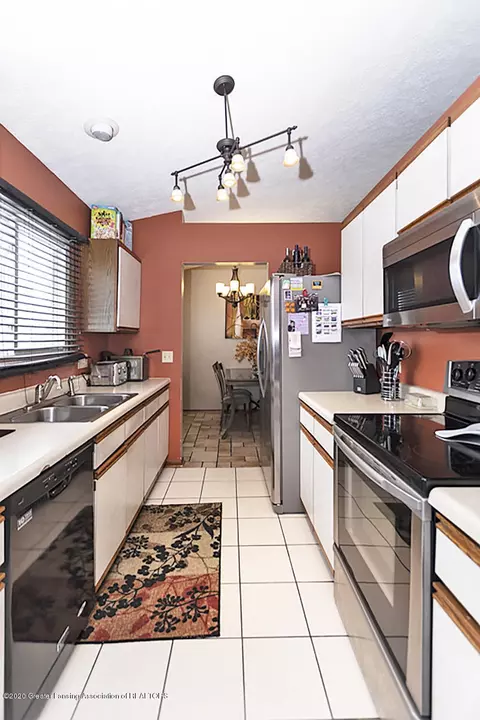 428 Corral Path, Lansing, MI 48917 photo 17