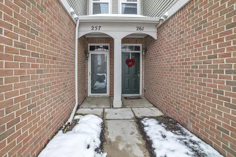 257 Wright St, Wixom, MI 48393 photo 3