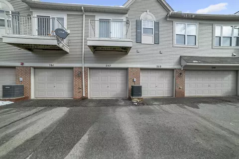 257 Wright St, Wixom, MI 48393 photo 22