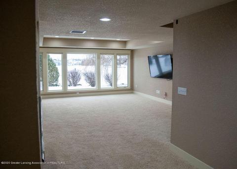 12627 Paradise Dr, Dewitt, MI 48820 photo 15
