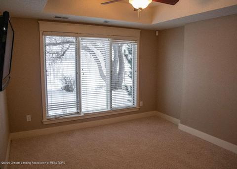 12627 Paradise Dr, Dewitt, MI 48820 photo 9