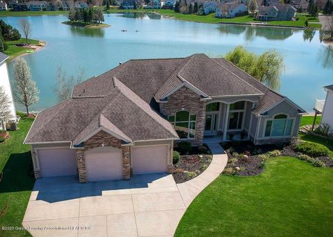 12627 Paradise Dr, Dewitt, MI 48820 photo 1