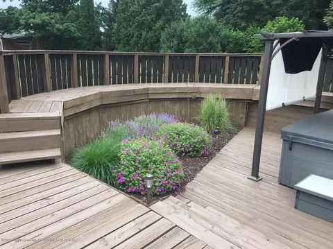 11765 E Andre Dr, Grand Ledge, MI 48837 photo 7