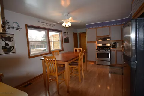 11765 E Andre Dr, Grand Ledge, MI 48837 photo 27