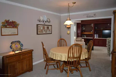 11765 E Andre Dr, Grand Ledge, MI 48837 photo 17
