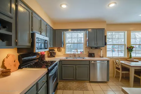 1205 Redpole Dr, Dewitt, MI 48820 photo 6