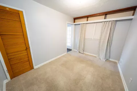 924 Fitting Ave, Lansing, MI 48917 photo 10