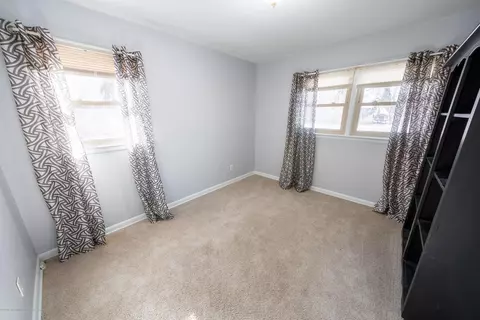 924 Fitting Ave, Lansing, MI 48917 photo 6