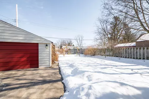 924 Fitting Ave, Lansing, MI 48917 photo 20