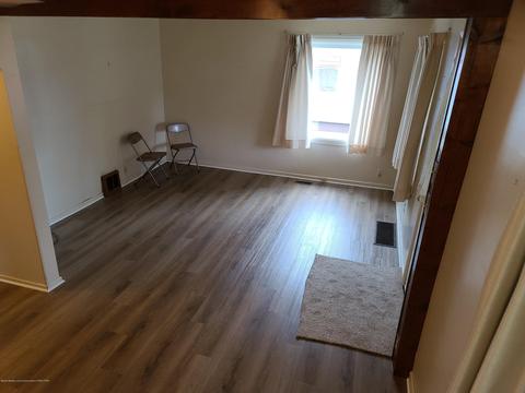 553 E Cavanaugh Rd, Lansing, MI 48910 photo 9