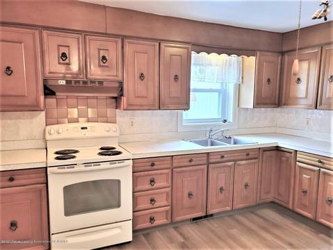 553 E Cavanaugh Rd, Lansing, MI 48910 photo 14