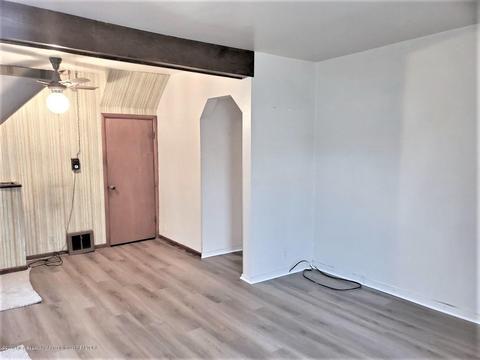 553 E Cavanaugh Rd, Lansing, MI 48910 photo 3