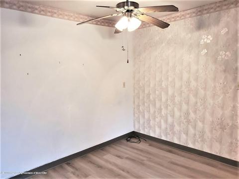 553 E Cavanaugh Rd, Lansing, MI 48910 photo 15