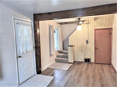 553 E Cavanaugh Rd, Lansing, MI 48910 photo 2
