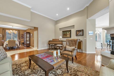 402 Shoreline Dr, Dewitt, MI 48820 photo 13