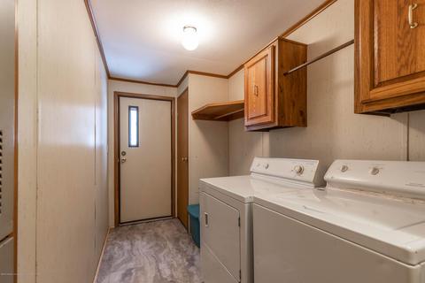 727 E Middle St, Williamston, MI 48895 photo 28