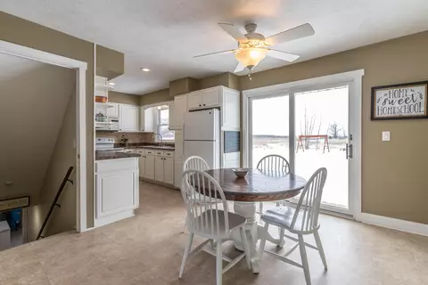 5870 W Chadwick Rd, Dewitt, MI 48820 photo 10