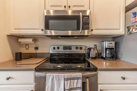 11294 Autumn Mdws, Dewitt, MI 48820 photo 16