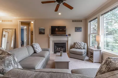 11294 Autumn Mdws, Dewitt, MI 48820 photo 10
