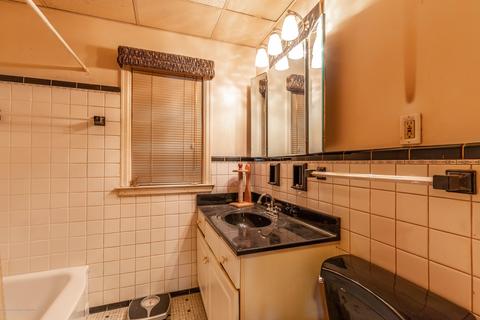 101 E Gier St, Lansing, MI 48906 photo 12