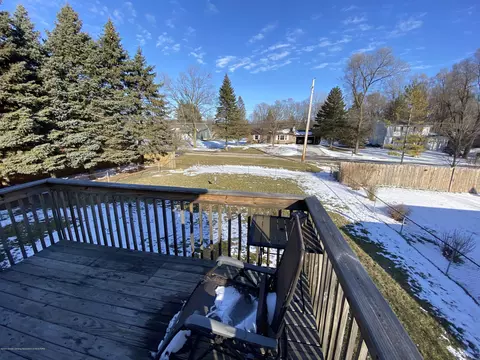 409 Jade Dr, Lansing, MI 48917 photo 21