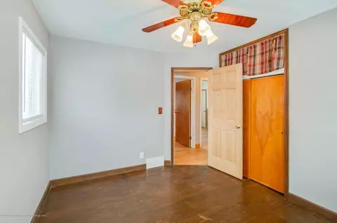 2121 Dillingham Ave, Lansing, MI 48906 photo 14
