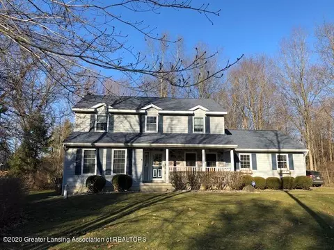 6376 Pleasant River Dr, Dimondale, MI 48821 photo 2