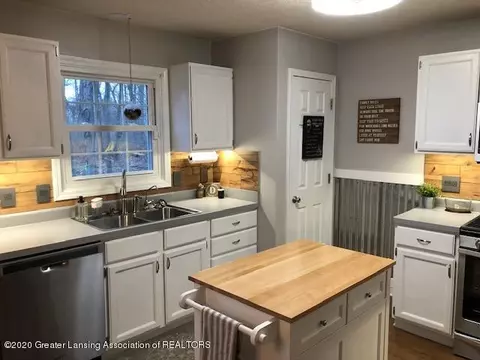 6376 Pleasant River Dr, Dimondale, MI 48821 photo 21