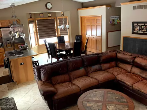 8773 Jacaranda Dr, Dimondale, MI 48821 photo 9