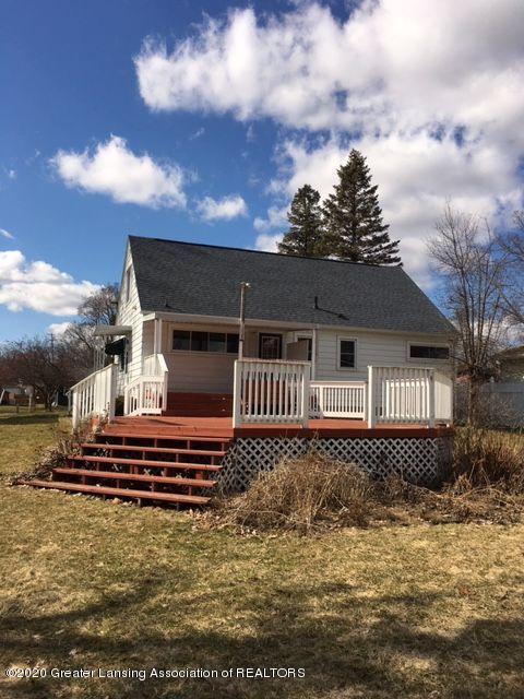 2237 E Libbie Dr, Lansing, MI 48917 photo 3