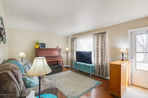1925 Dean Ave, Holt, MI 48842 photo 3