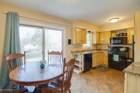 1925 Dean Ave, Holt, MI 48842 photo 5