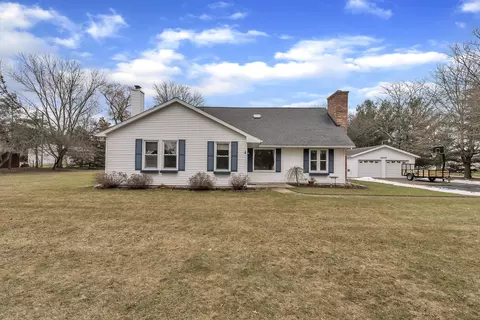 4070 Vanneter Rd, Williamston, MI 48895 photo 2