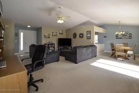 5190 Sleight Rd, Bath, MI 48808 photo 9