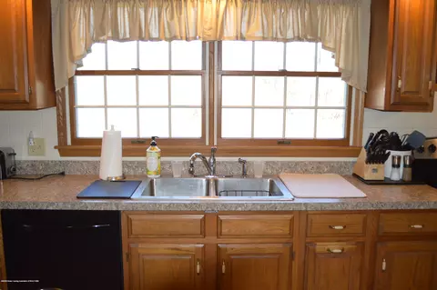 7021 E Howe Rd, Bath, MI 48808 photo 11