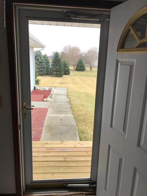 1253 Andre Ave, Charlotte, MI 48813 photo 4