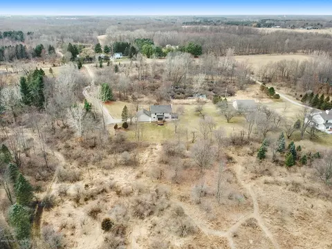 11601 Center Rd, Bath, MI 48808 photo 42