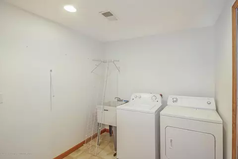 11601 Center Rd, Bath, MI 48808 photo 37